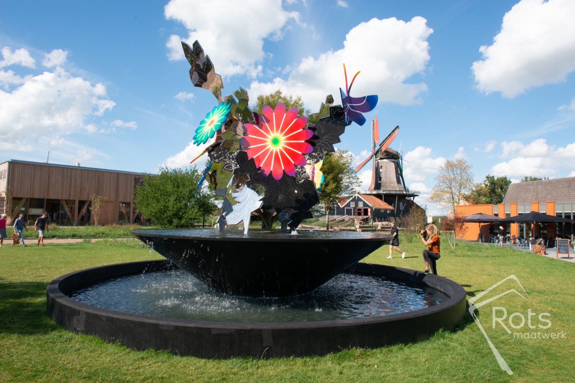 11-fountains-friesland-ijlst-bloem-bloemen-fontein-fonteinen-stad-11-steden-fries-rots-maatwerk-kunst-kunstwerk-kunstwerken-culturele-hoofdstad-water